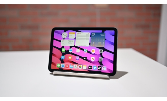 “Apple” компани жижиг "iPad" гаргажээ