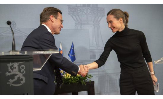 Финланд, Швед НАТО-д нэгдэхээ амлав