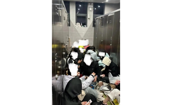 Хятадын дотоодын жуулчид яагаад нийтийн үйлчилгээний газруудаар хоноглох болов?