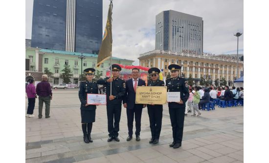 Их буучдыг "Цусны донор хамт олон" хэмээн өргөмжилжээ