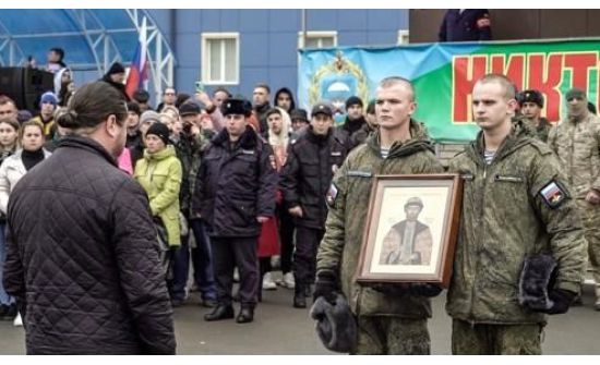 ОХУ-д дайныг эсэргүүцсэн ээжүүд төр засагтаа шаардлага хүргүүллээ