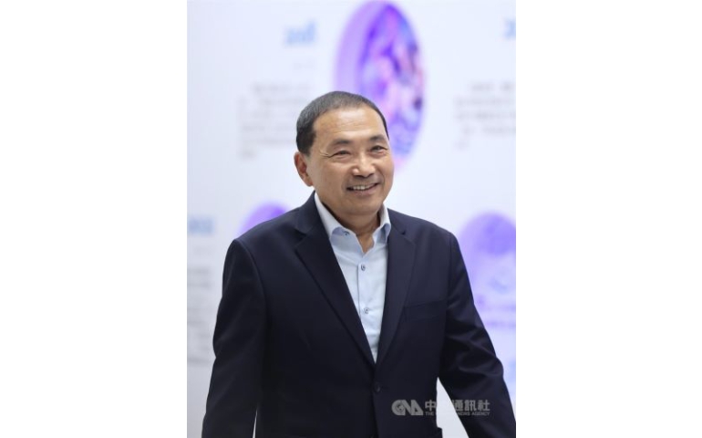 Тайваний сөрөг хүчнээс ерөнхийлөгчид нэр дэвшигч цэргийн албаны хугацааг багасгахаа амлав
