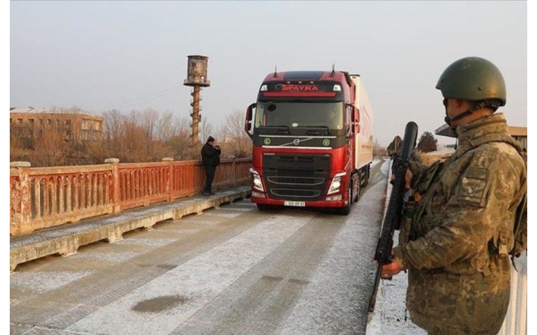 Гучин жил хаалттай байсан хилийг нээж тусламж илгээв