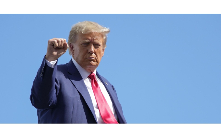 Дональд Трамп дэлхийн 500 баяны нэг болов