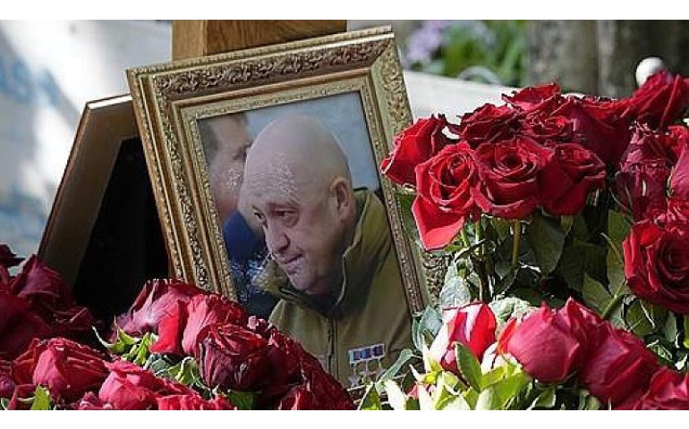 Евгений Пригожин амь насанд нь халдахаас сэргийлж маш хянуур ажилладаг байжээ